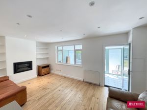 Photo 8- click for photo gallery